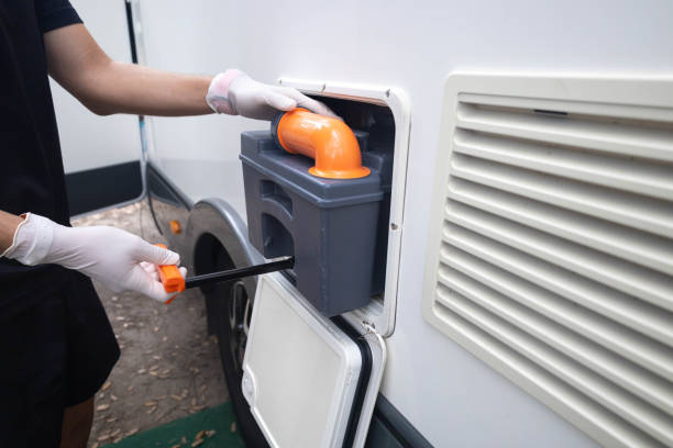 Portable Toilet Options We Offer in Blennerhassett, WV