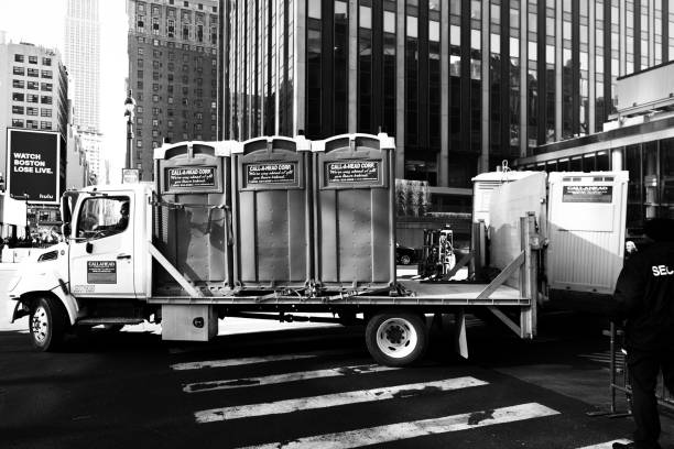 Best Portable bathroom rental  in Blennerhassett, WV